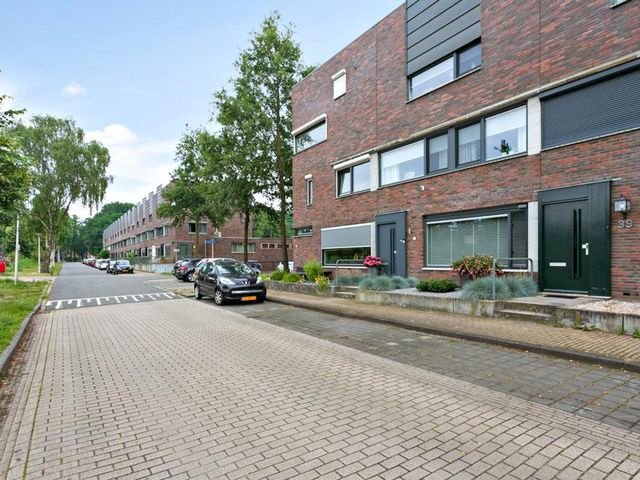 Vederkruidlaan 37, Enschede