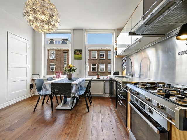 Pluvierstraat 386, 'S-Gravenhage
