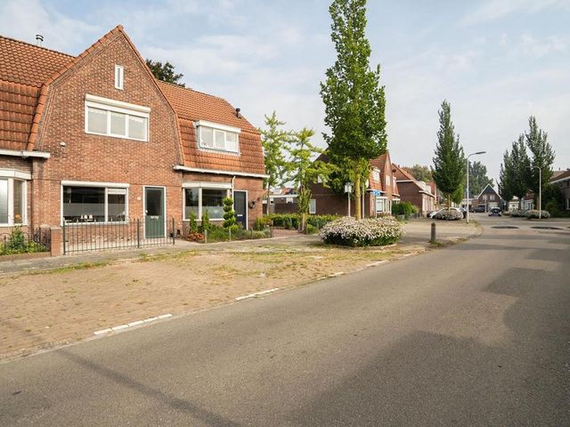 Wicher Nijkampstraat 18, Enschede