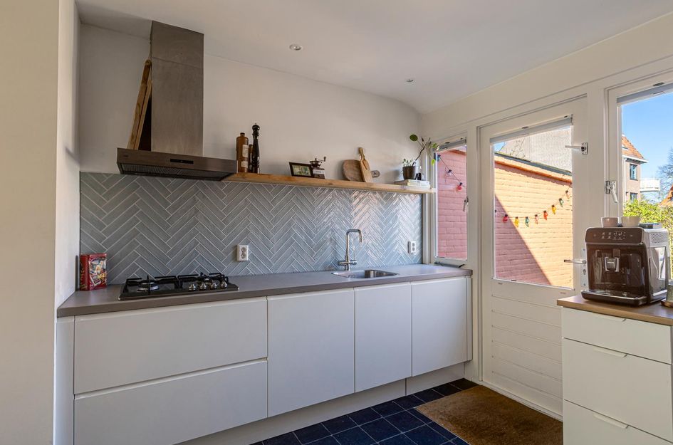 Celzusterenstraat 8
