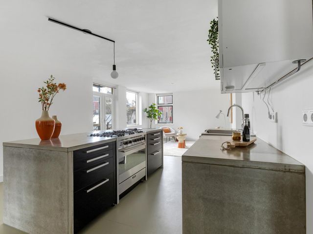 Oudezijds Armsteeg 4F, Amsterdam