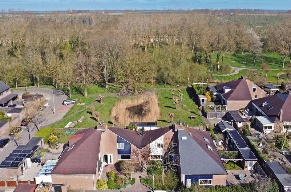 Attleestede 33