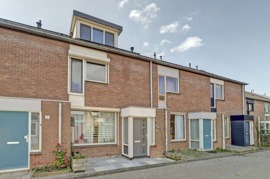 De Gasperistraat 7