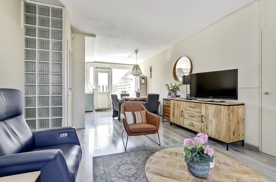 De Gasperistraat 7