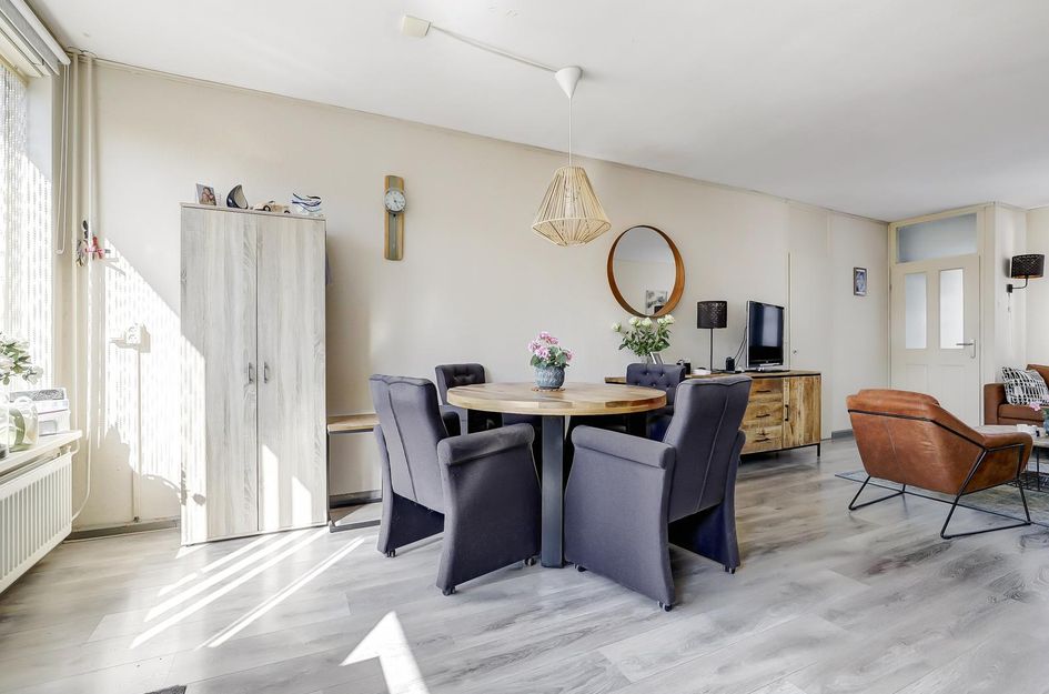 De Gasperistraat 7