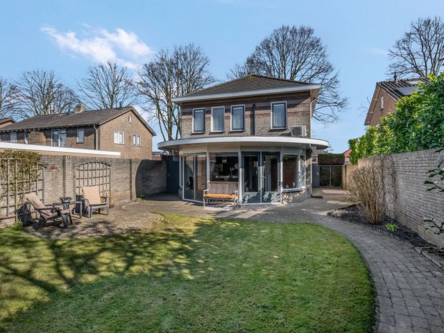J.P.C. Leinweberstraat 31B, Veenendaal