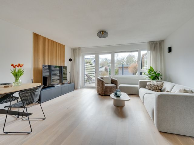 Dovenetelstraat 1, Purmerend