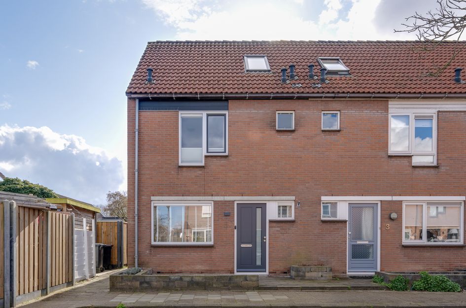 Dovenetelstraat 1
