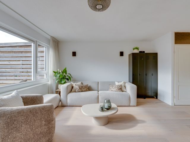 Dovenetelstraat 1, Purmerend