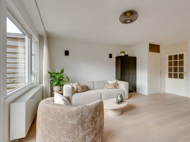 Dovenetelstraat 1, Purmerend