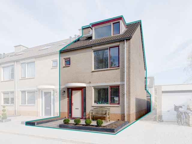 Tjalk 110, Diemen