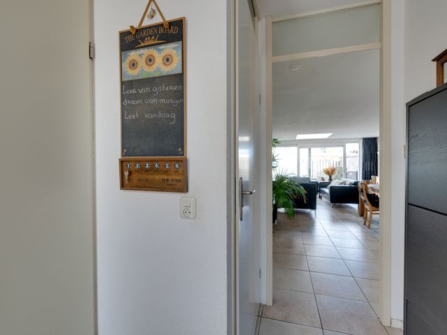 Tjalk 110, Diemen