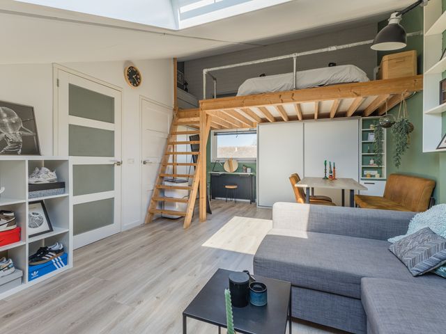 Roosduinen 27, Hoofddorp