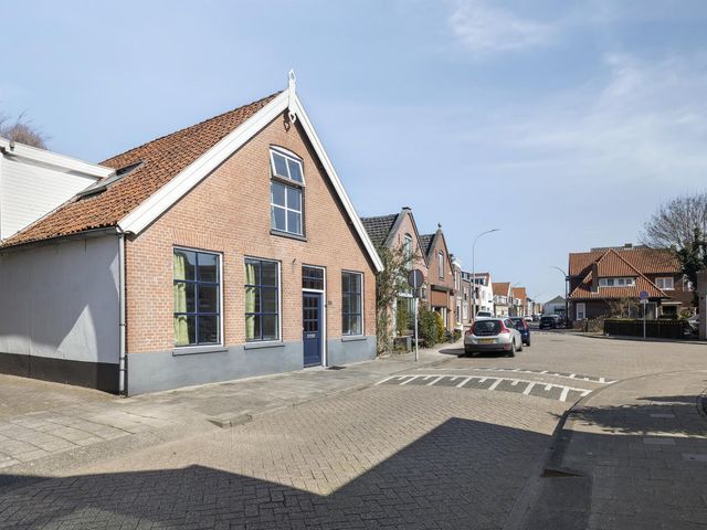 Nieuwstraat 33, Waalwijk
