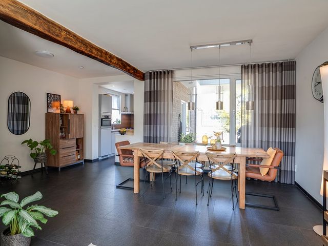 Burg Maenenstraat 57, Elsloo