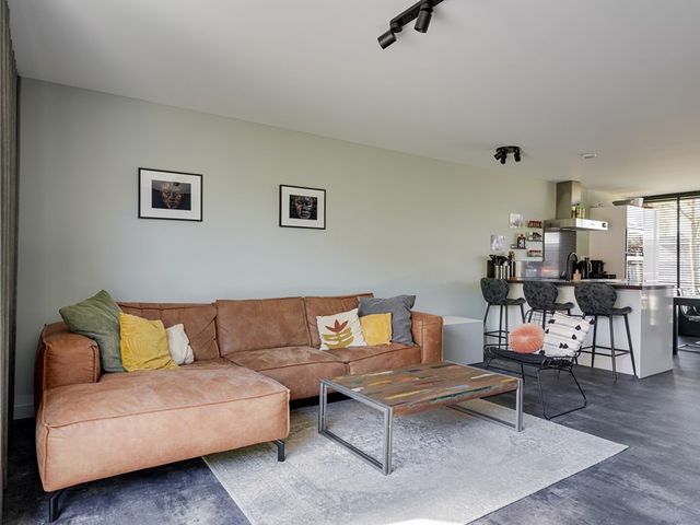 Weegbree 85, 's-Hertogenbosch