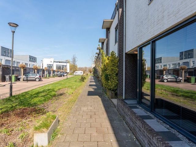 Weegbree 85, 's-Hertogenbosch