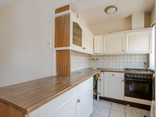 Dorpsweg 180B, Rotterdam