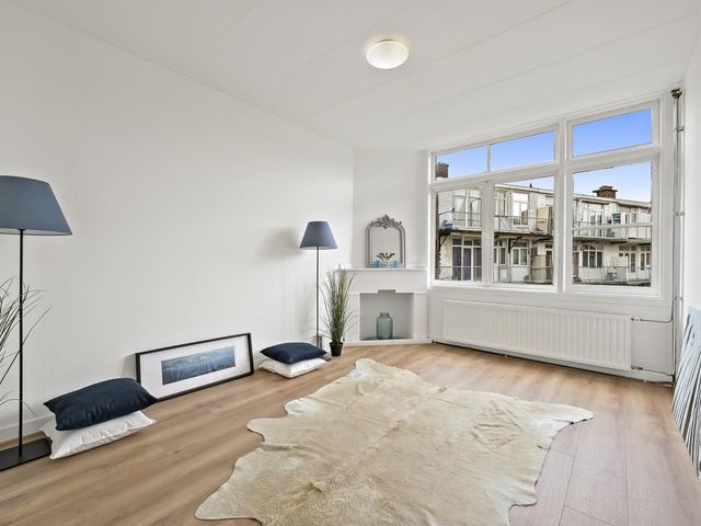 Vlasakkersstraat 135, 'S-Gravenhage