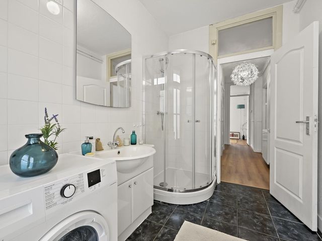 Vlasakkersstraat 135, 'S-Gravenhage