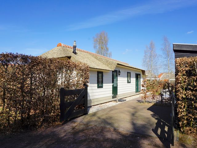 Langwarderdyk 4 15, Sint Nicolaasga