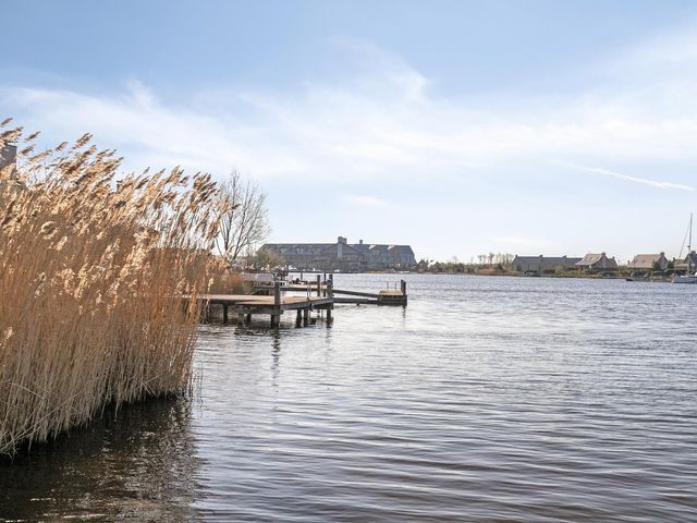 Oesterdam 99, Tholen
