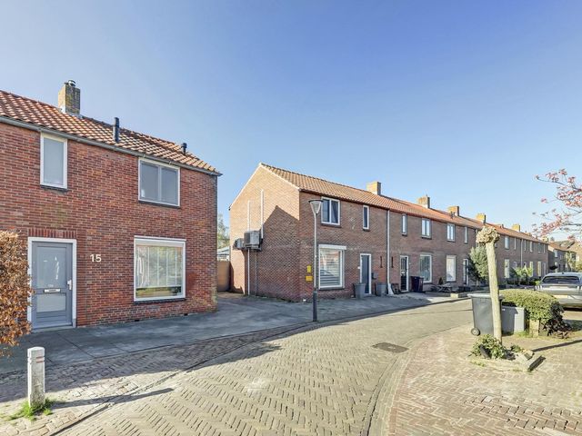 Willemsstraat 15, Kloetinge
