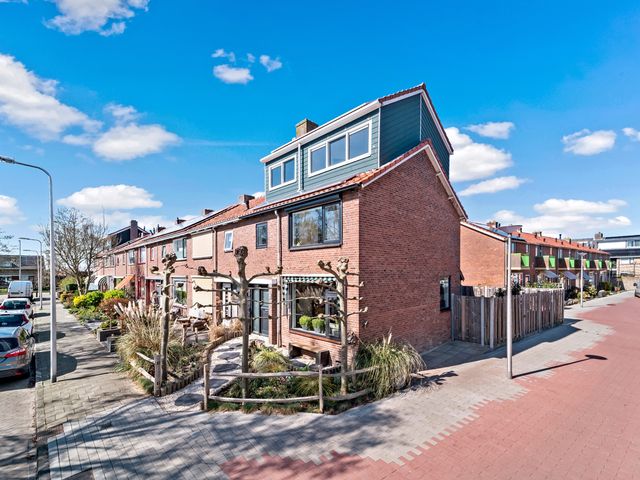 Oranje-Nassaustraat 32, Maasland