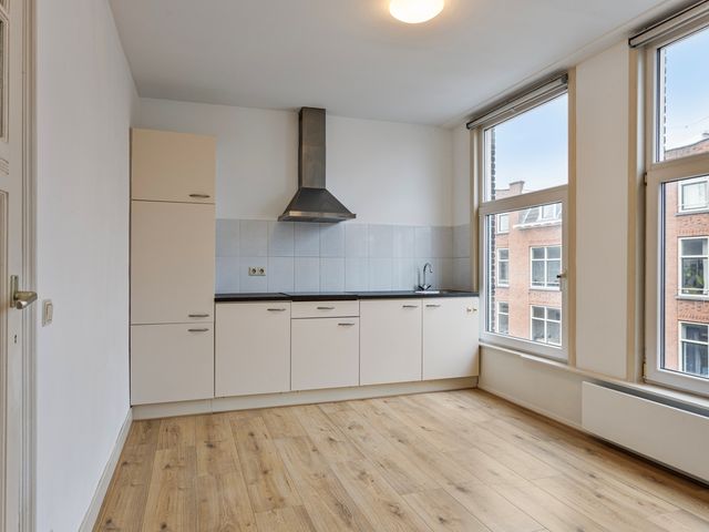 Burgemeester Meineszlaan 99E, Rotterdam