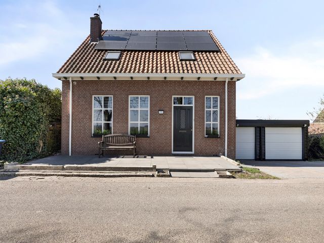 Boompjesdijk 8, Dinteloord