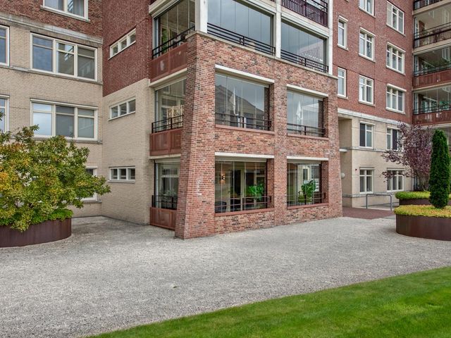 Amazonestroom 182, Zoetermeer