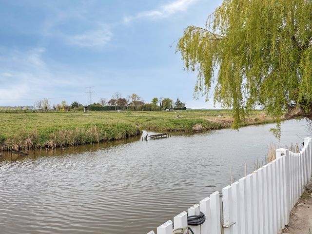 Zoutgras 17, Spijkenisse