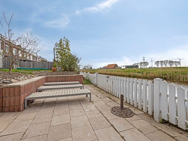 Zoutgras 17, Spijkenisse