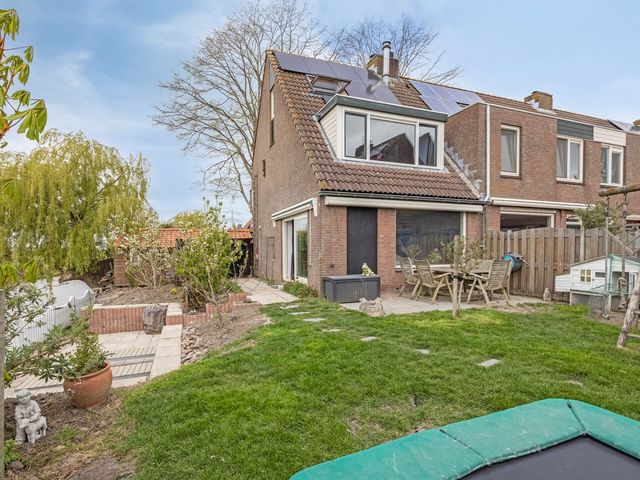 Zoutgras 17, Spijkenisse