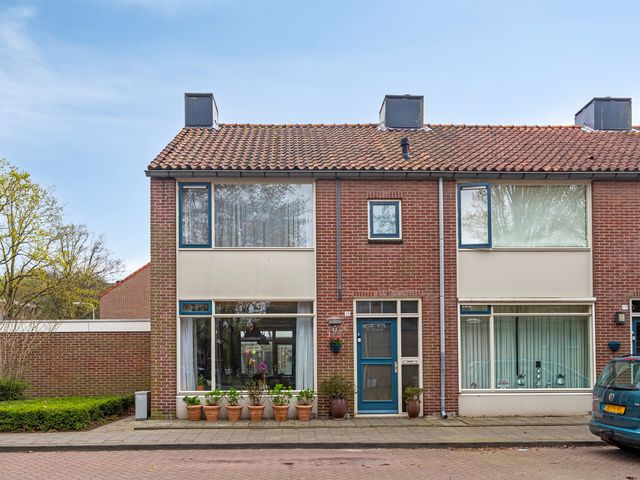 Violethof 20, Tilburg