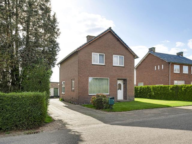 Bosserstraat 15, Nederweert