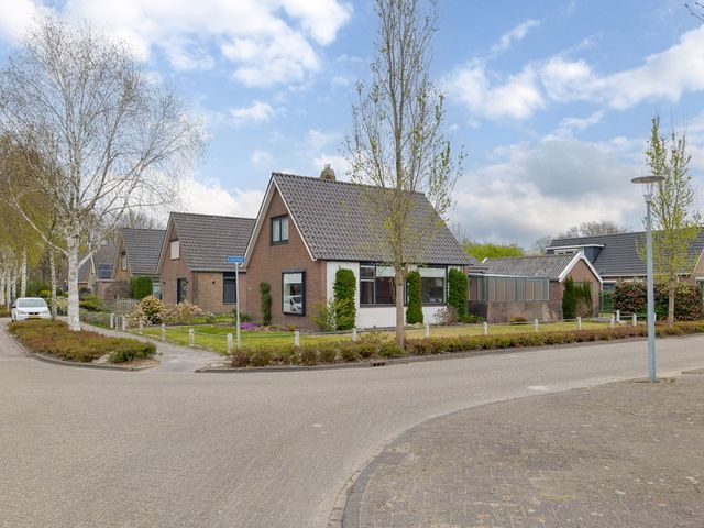 Berkenlaan 9, Geesbrug