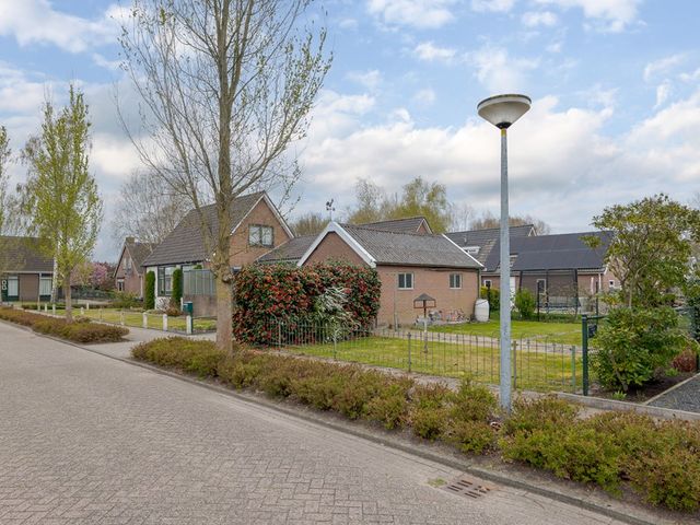 Berkenlaan 9, Geesbrug