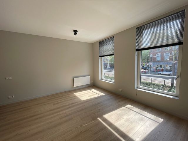 Oostzeedijk Beneden 217B01, Rotterdam