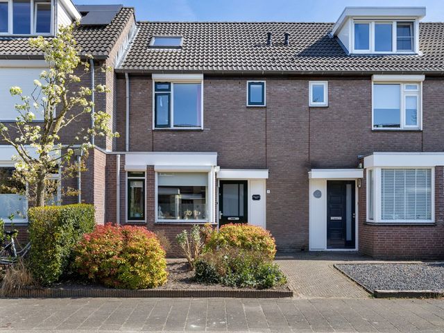 Gounodhof 4, Schijndel