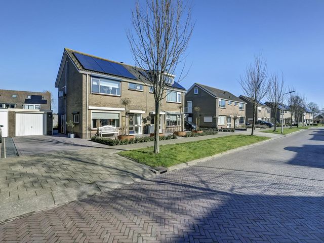 Erling Steenstraat 11, Nieuwerkerk