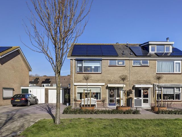 Erling Steenstraat 11, Nieuwerkerk