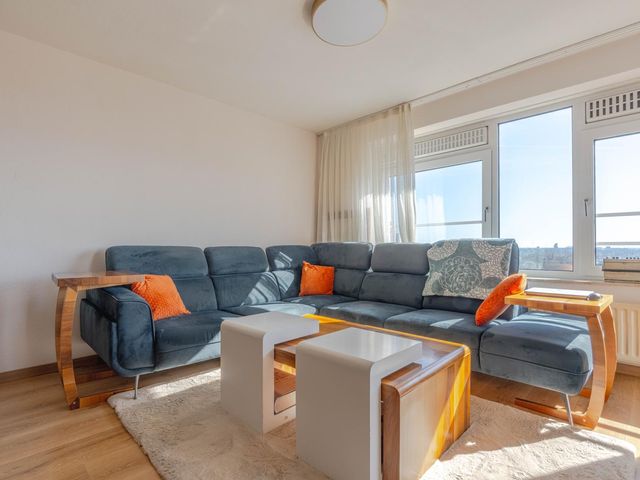 Strevelsweg 998, Rotterdam