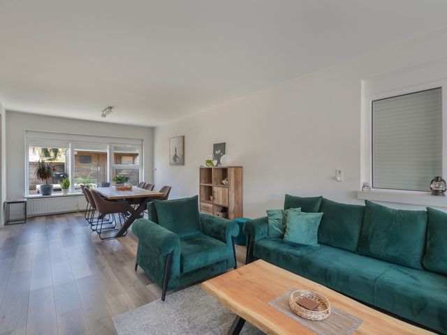 Schoener 10, Lemmer
