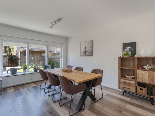 Schoener 10, Lemmer