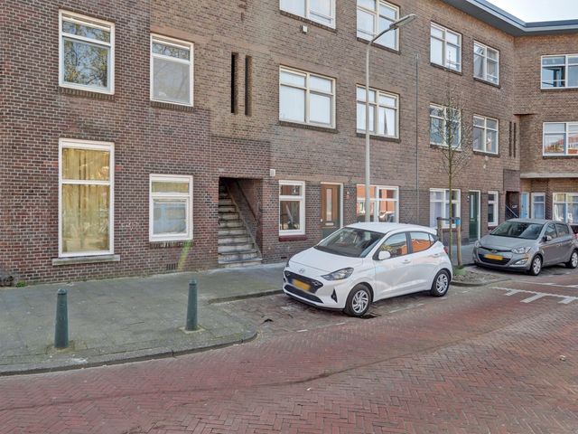 Abraham Van Beyerenstraat 16, Den Haag