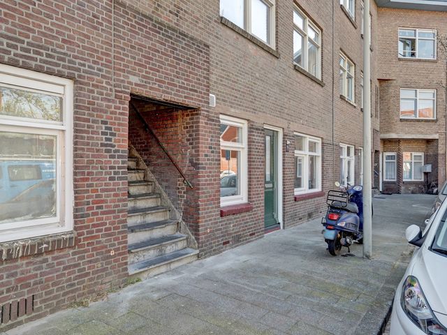 Abraham Van Beyerenstraat 16, Den Haag
