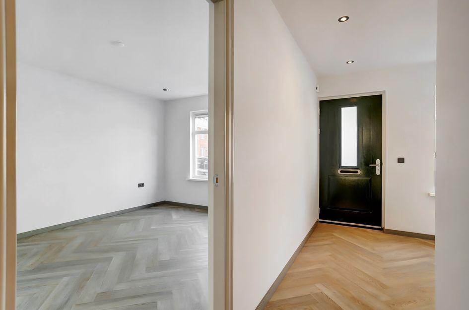 Abraham Van Beyerenstraat 16