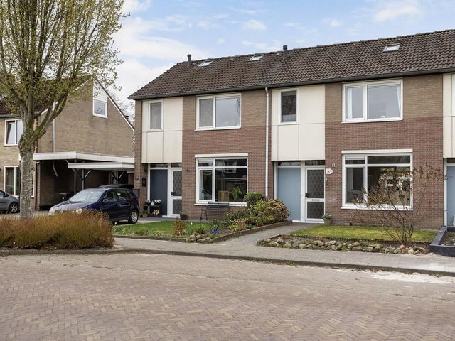 Flintenpad 67, Schoonebeek