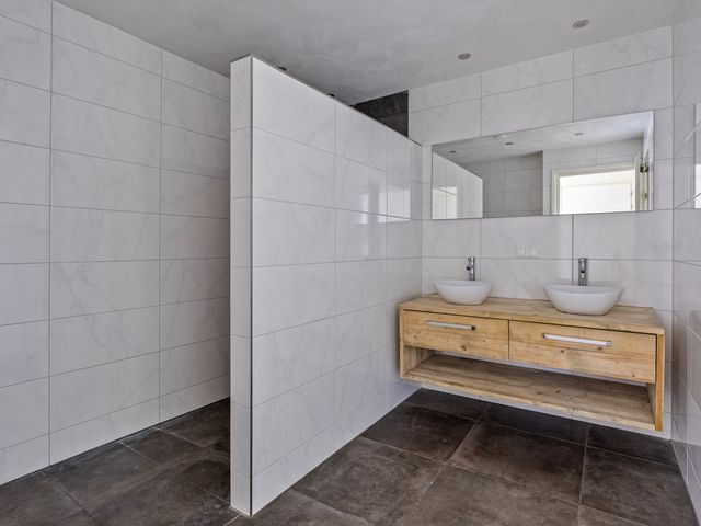 Hoendiep Zz 40, Oostwold